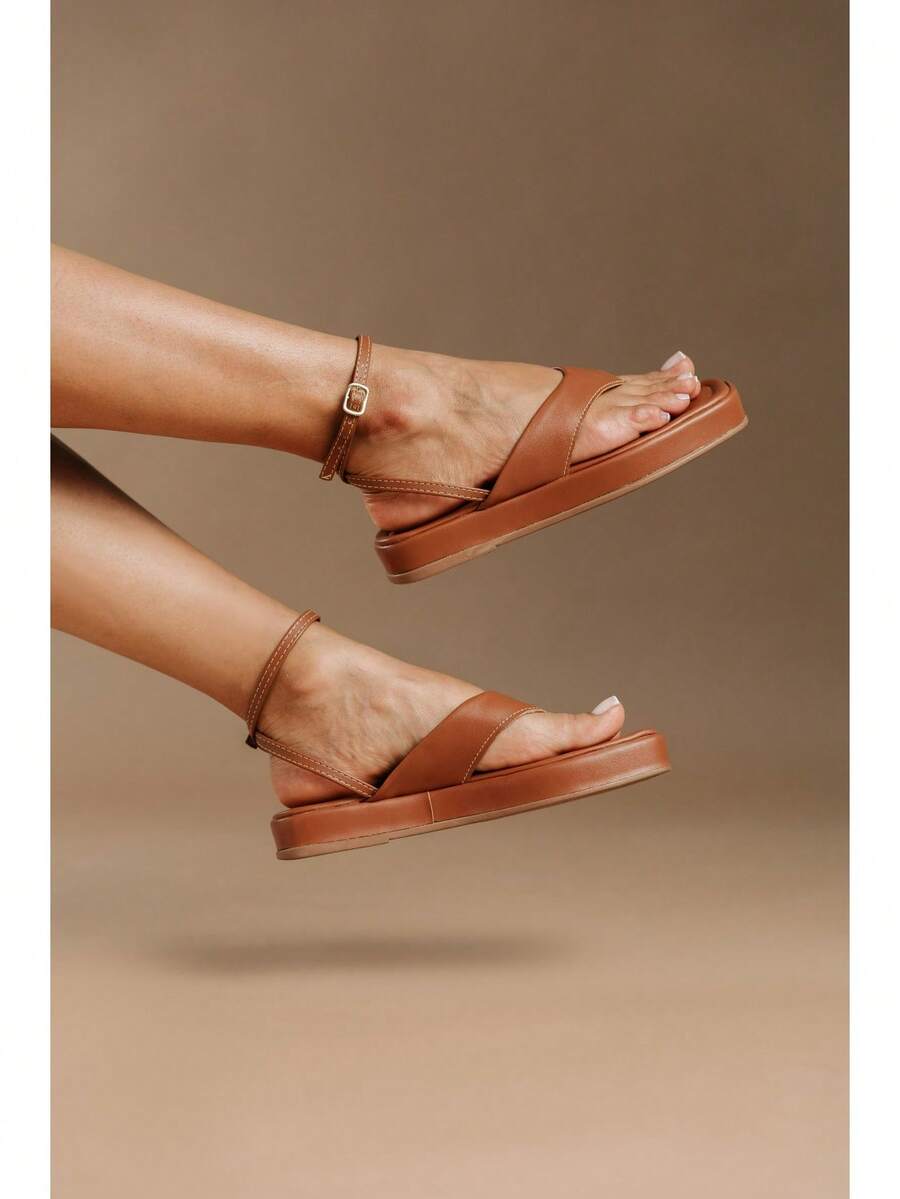 Women's Flat Papete Sandal Fashion Comfort Style Model Bianca With Back - Camel - View 1