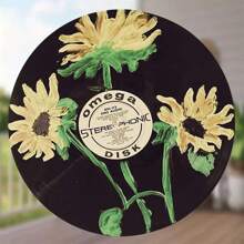 1pc 2D Flat "Music Moments Under The Sunflowers" Vintage Classic 8-Inch Round Metal Sign, Vinyl Record Wreath Metal Wall Decor Art - Perfect For Bars, Cafes, Clubs, Dorms - Ideal Gift, 2D Flat, Fits Room Decor Perfectly (Hole Style Random)