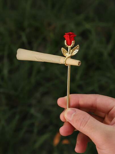 1 件优雅玫瑰形金属香烟夹，配红玫瑰和金叶 - 耐用的金属结构，安全的香烟夹，香烟用户的时尚配件