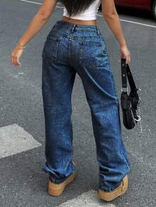 Plus Size Women Loose Pockets Casual Straight Leg Jeans - Dark Wash - View 5
