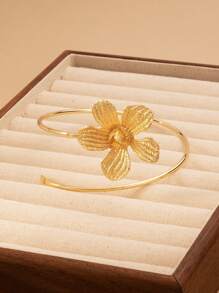 1pc Exaggerated Minimalist Metal Rhinestone Geometric Butterfly & Leaf Pattern Adjustable Bangle Bracelet, Fashionable Summer Vacation Outfit, Blogger Recommended Gift For Girlfriend