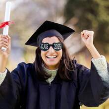 10 件 2025 年毕业和返校塑料黑色眼镜、派对礼品、拍照道具、毕业和返校派对庆祝配件