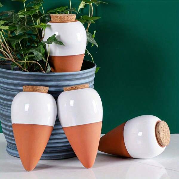 4 pièces Pics d'arrosage automatique en céramique - Arrosage automatique des plantes avec bouchons en liège doux, système d'irrigation en cône d'argile pour plantes en pot d'intérieur et d'extérieur dans le jardin