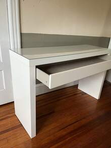 Vanity Table - 1 - View 3