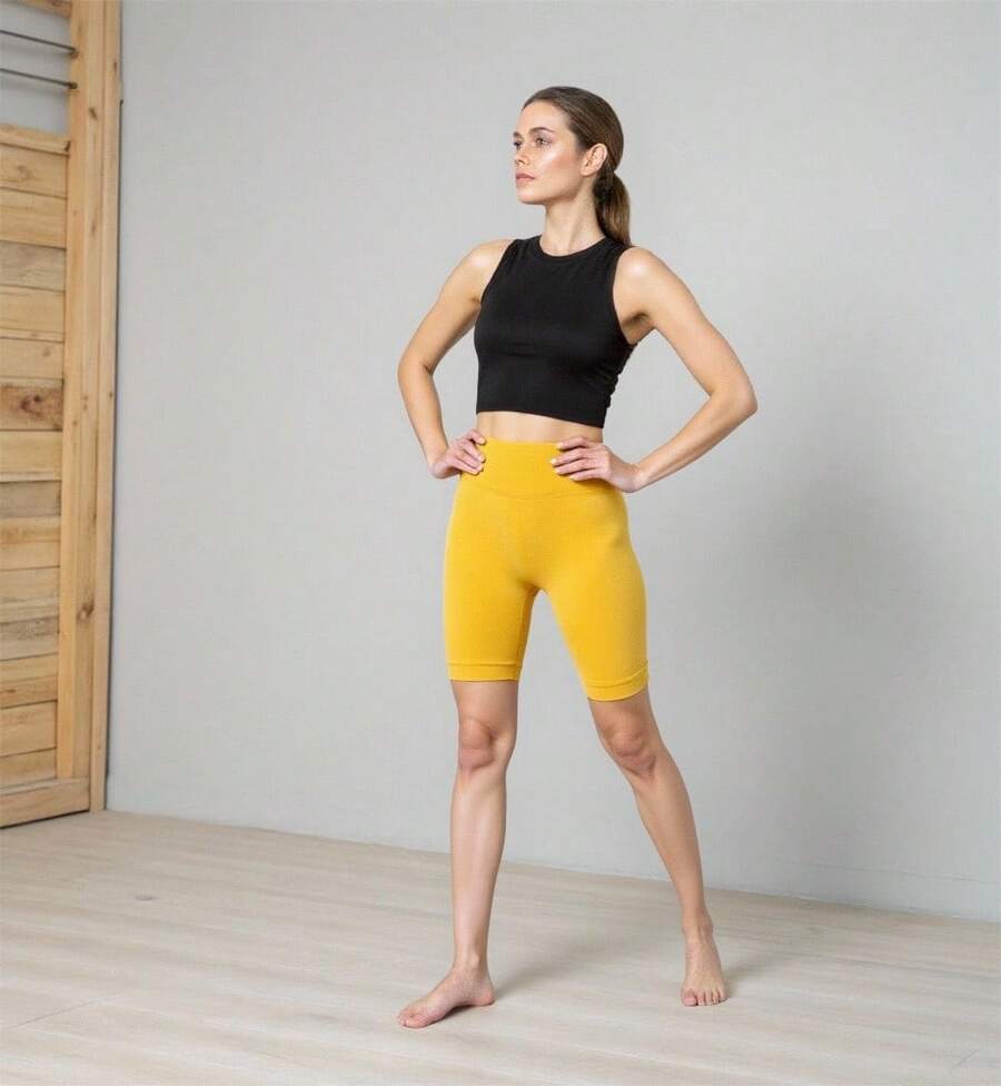 Women Sports Shorts - 黃色 - 查看 1