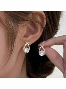 Elegant Gold Tone Teardrop Stud Earrings For Women – Sparkling Cubic Zirconia Criss-Cross Design With Round Cut Center Stone – Lightweight, Timeless Jewelry For Office, Weddings, Parties – Classic Gift For Women And Teen Girls