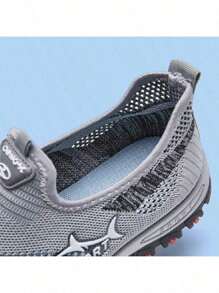 Men's Casual Shoes, Lightweight Sneakers, Slip-On, Classic Beijing Cloth Shoes, Breathable Mesh Shoes, Plus Size Men Shoes