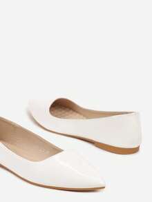 Flat Classic Ballerinas With Pointed Toe - White - View 4