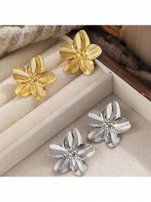 Large Textured Gold Tone Flower Stud Earrings For Women, Bold Sculpted Five-Petal Floral Design, Unique Hammered Brushed Finish, Lightweight Statement Jewelry For All-Day Or Evening Wear, Ideal For Weddings, Parties, Cocktail Events, Fashion Outfits, Special Occasions, Secure Post Backs, Eye-Catching Accessory, Gift For Women Who Love Glamorous, Bold, And Contemporary Style