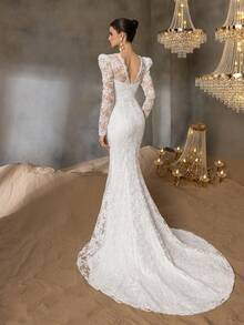 Faeriesty 优雅长袖鱼尾下摆蕾丝婚纱，新娘 - 白色 - 查看 2