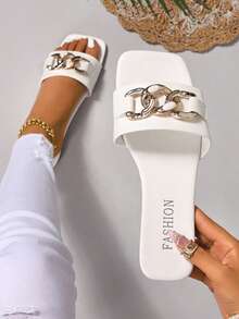 加大码女式金属链装饰休闲凉鞋，时尚舒适防滑多功能室内外夏季拖鞋 - 白色 - 查看 4