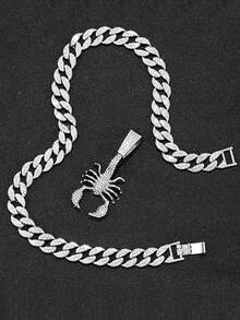 1 件欧美嘻哈风格实心水钻蝎子吊坠项链，时尚别致的个性化配饰，适合日常佩戴