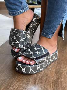Women's Clog Sandal With Adjustable Closure Luxury Fashion - 黑色 - 查看 2