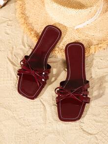 صنادل مسطحة نسائية صيف 2025 الجديدة مع زخرفة فيونكة ، بلون أحمر أنغولا ، ذات أصبع مربع ، تصميم واضح - عنابي اللون - مشاهدة 6
