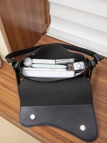 Women's Elegant Shoulder Baguette Bag With Adjustable Strap - 黑色 - 查看 3