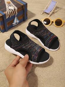 女童运动凉鞋夏季新款圆头编织一体式多色设计防滑时尚大方儿童平底沙滩凉鞋