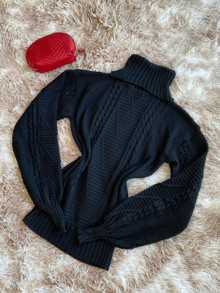 Women's Knitted Turtleneck Sweater – Comfort And Style For Winter - Hitam - View 1