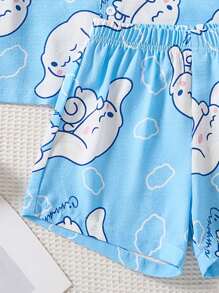 Sanrio قطعتان من الملابس المنزلية الأنيقة والرقيقة والأزياء الزرقاء للبنات، مرخصة من سانريو مع طباعة كلب أذن كبيرة جاكيت قصير مزرر وشورت، مناسبة للارتداء المنزلي، هدية مثالية للبنات