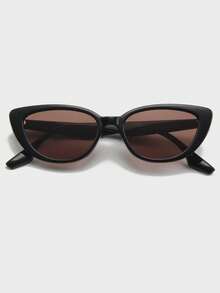 زوج من نظارات المرأة ذات إطار بلاستيكي بتصميم عين القطة باللون الأسود، طراز كلاسيكي رجعي مناسب للاستخدام اليومي، نظارات أنيقة للنساء، مناسبة للملابس الخريفية والشتوية، إكسسوارات للشاطئ، نظارات رجعية أساسية Y2K، هدايا للأعمال الرسمية، مثالية للارتداء اليومي، الشاطئ، العطلات، المشي، التسوق، القيادة، التقاط صور الشارع في عطلة الصيف على الشاطئ، الخارجية، السفر، طراز بريبي للعودة إلى المدرسة