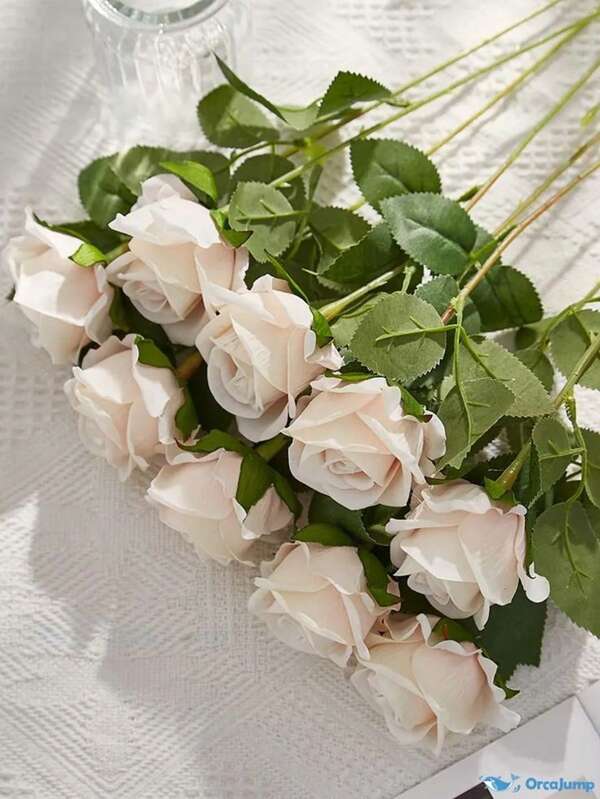 1pc/3pcs/5pcs Champagne Artificial Roses With Stems, Velvet Cloth Rose Bouquets, Fake Roses, Suitable For Home Decor, Living Room Decor, Room Decor, Wedding Decor, Centerpieces, Party Decor, Garden Decor, And As Gifts For Valentine's Day, Birthdays, Proposals, Graduations.Gifts For Women,Birthday Gift,Home Decor Living Room,Decoration Home,Ornaments Home,Fake Flowers,Artificial Flower,Bedroom Decorations