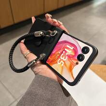1pc Hinged Full Cover Heart Phone Case With Lanyard Strap, Compatible With Motorola Razr Pus 2025/Razr 50/Razr 50 Ultra/Razr 60/Razr 60 Ultra/Razr 40 Ultra Waterproof Shockproof Anti-Fall Scratch Resistant - Black - View 5