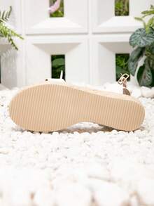 女士时尚纯色休闲绳编厚底凉鞋，波西米亚风假日复古厚底凉鞋，帆布底坡跟踝带凉鞋，适合春夏、复活节、旅行等场合。 - 白色 - 查看 6