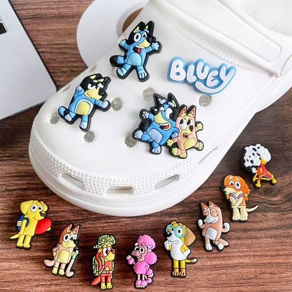 Bluey 12 piezas/6 piezas/1 pieza Divertidos dijes de colores con los personajes de Bluey, Bingo y amigos, perfectos para la decoración de la habitación, ideales para proyectos DIY, personalización creativa y regalos únicos para fans de Bluey, los regalos perfectos para fiestas (estilo aleatorio)
