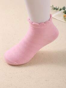 10 双小女孩随机糖果色荷叶边袜子，适合日常生活和户外活动，百搭休闲，甜美可爱，舒适透气的儿童踝袜