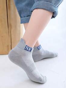 5 Pares de Meias Curtas Esportivas de Tornozelo com Estampa de Letra para Crianças, Meias Respiráveis e Absorventes de Umidade para Uso Diário, Esportes ao Ar Livre e Looks Casuais