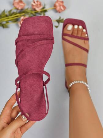 新款时尚女士拖鞋，时尚休闲罗马风格一脚蹬凉鞋，颜色有黑色、米色、棕色、咖啡色、橙色，休闲平底拖鞋，纯色厚织舒适沙滩凉鞋，博主推荐厚底凉鞋，夏季沙滩鞋，优雅扣环低跟圆头拖鞋，防臭防滑简约鹿皮绒面革户外拖鞋，百搭平底一脚蹬鞋，尺码偏大，请谨慎订购