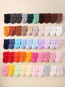10/5 đôi tất len dày cho bé, màu ngẫu nhiên. Những đôi tất ấm áp này phù hợp cho mùa thu và mùa đông, dành cho cả bé trai và bé gái. Chúng được thiết kế dày dặn. Với lớp lót dày và ấm áp, đây là sự lựa chọn lý tưởng cho bé vào mùa thu và mùa đông. - Nhiều màu - Xem 10