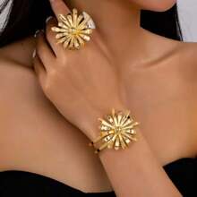 European And American Fashion Metal Floral Open Cuff Bracelet And Ring Set