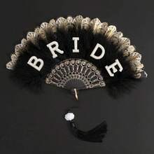 1 pieza Abanico artificial de plumas y perla con lámina de oro (16.5 pulgadas/42cm), plumas de un solo lado, incluye colgante, abanico artificial de plumas para novia, decoración para despedida de soltera y boda, apto para accesorios de disfraces y decoraciones de fiesta, boda, negro/blanco