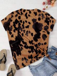Camiseta de mujer con estampado de vaca inspirada en el vintage - Cuello redondo versátil, top de manga corta en mezcla de poliéster, ideal para primavera/verano/otoño, lavable a máquina