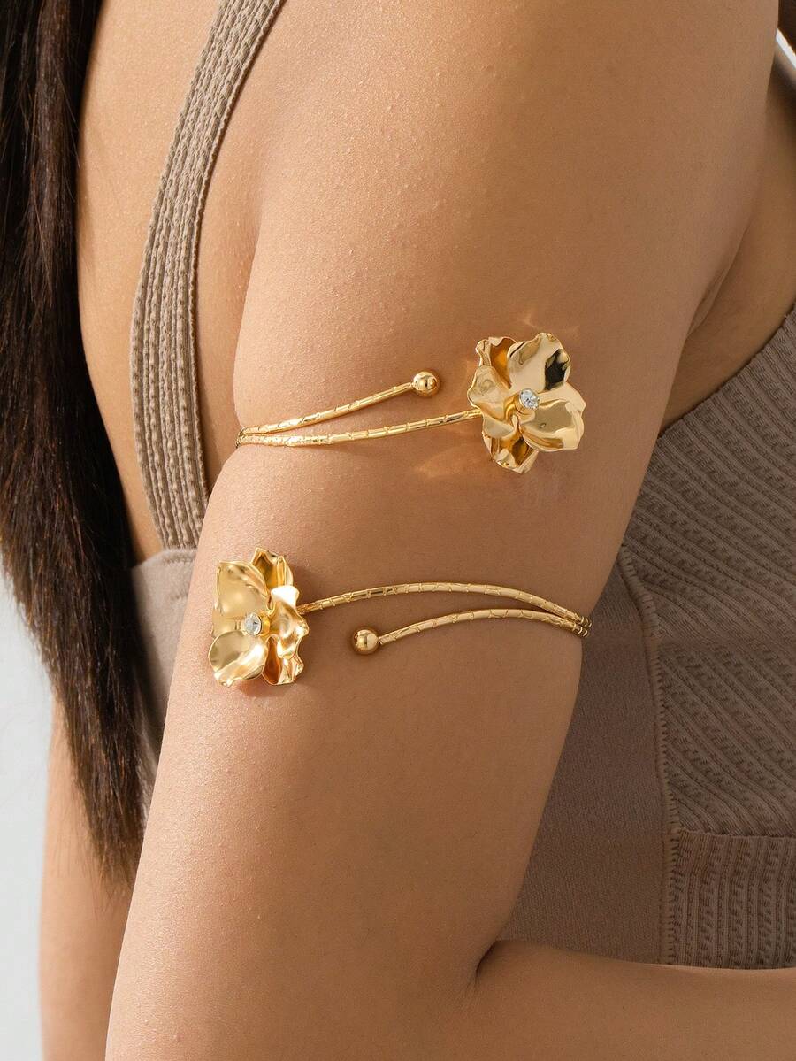 1pc Elegant And Chic Gold-Tone Rhinestone Decorated Double Layer Flower Design Bracelet For Women