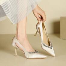 Sandali con tacco alto e plateau da donna , con punta chiusa e tacco a spillo, con strass e tacco a spillo.