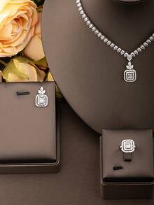 1 套简约时尚方晶锆石圆形吊坠项链耳环戒指套装，适合女性日常和派对佩戴，不含礼盒