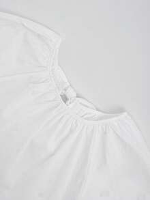 女人夏季娃娃装，蜜月和海岛度假必备单品，2025 年夏季泳池派对 - 白色蝴蝶结泡泡袖衬衫，婚礼宾客和海滩生日托皮上衣，商务休闲亚麻衬衫，斗篷配饰，白色上衣，白色，机场 - 白色 - 查看 5