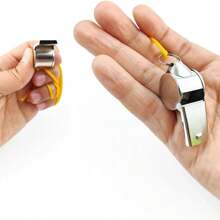 1pc/3pcs/5pcs Durable Metal Whistles - Loud & Clear Non-Pealess Design, Suitable For Sports, Coaching, And Outdoor Adventure, Stainless Steel Whistles With Bright Surface, High Sound Quality, Black Rope And Yellow Rope For Referees, Coaches, And Use, Providing Crisp Sound Clarity For Sports Officials, Hikers, And Pet Trainers