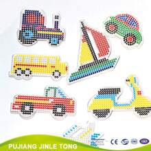 20 قطعة من قالب الخرزة المنصهرة 5مم قالب مسمار خرزة منصهرة بلاستيك نمذجة حيوان شفاف للحرف اليدوية، قالب خرزة جديد مع أوراق ملونة سلسلة المفاتيح وحائط الرقبة، مناسب للأطفال فوق 5 سنوات لصنع لعب وحرف DIY. لون الملحقات عشوائي.