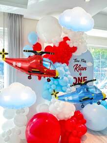 4 Stücke/Set Hubschrauber Luftballons, enthält rote & blaue Polizei Hubschrauber Luftballons, verlaufende weiße Wolken Folie Ballons, geeignet für Geburtstags-Partys, Abenteuer-Themen Partys, Fluggeburtstags-Partydekoration, 2. Geburtstags-Dekoration für Jungen und Mädchen, rote Mylar Flugzeug Wetter Ballons, Baby-Partys