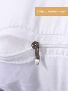 1个白色方形枕芯，采用磨毛面料制成，带拉链，可拆卸可水洗，压缩包装便于运输，柔软蓬松的抱枕，适合家居装饰，可放置在沙发、床、卧室或旅行途中，简约的礼品之选。