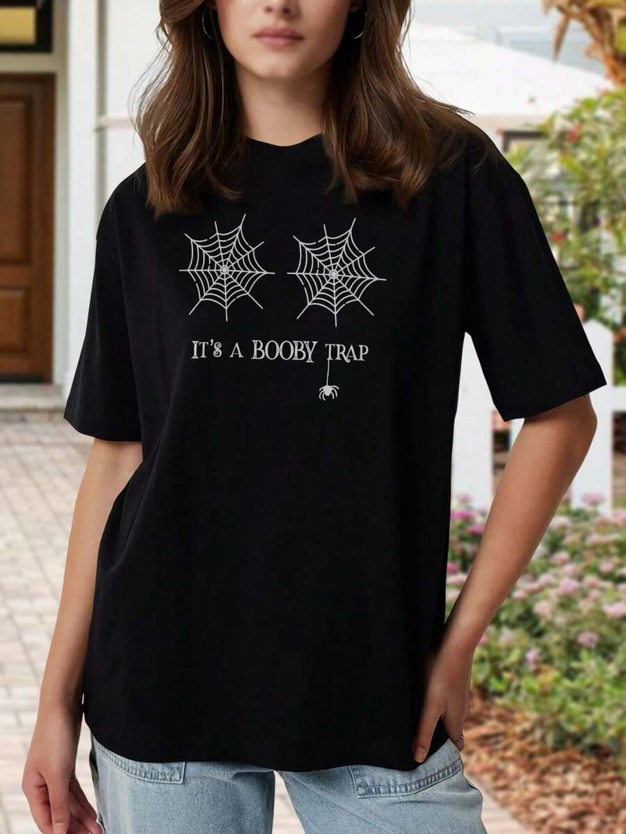 Camiseta divertida de Halloween para mujer con trampa explosiva - Camiseta gráfica con estampado de telaraña - Top de manga corta cómodo de mezcla de algodón para fiestas y eventos de disfraces - Negro - Ver 1