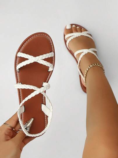 Teens/Students New Stylish Casual Criss-Cross Woven Strap Flat Sandals, Suitable For Beach, Outdoor, Campus, Casual, Available In Black, Brown, And White