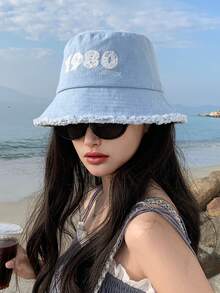 1 件男女通用纯色渔夫帽，带银色字母徽标装饰，复古时尚休闲百搭遮阳帽，适合春季、夏季、户外、露营、徒步旅行、骑自行车、旅行、海滩、派对和日常穿着，舒适、透气、遮盖脸部，均码