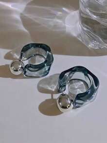 1 对不对称树脂亚克力耳环