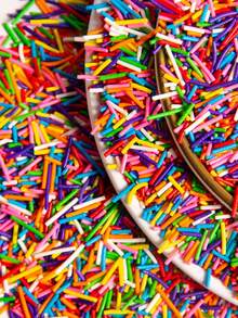 400g Hạt rắc cầu vồng - Hạt rắc cầu vồng số lượng lớn, thích hợp dùng cho bánh quy, bánh sinh nhật, kem, trang trí bánh, bánh cupcake, bánh donut và nhiều món khác. - Nhiều màu - Xem 4