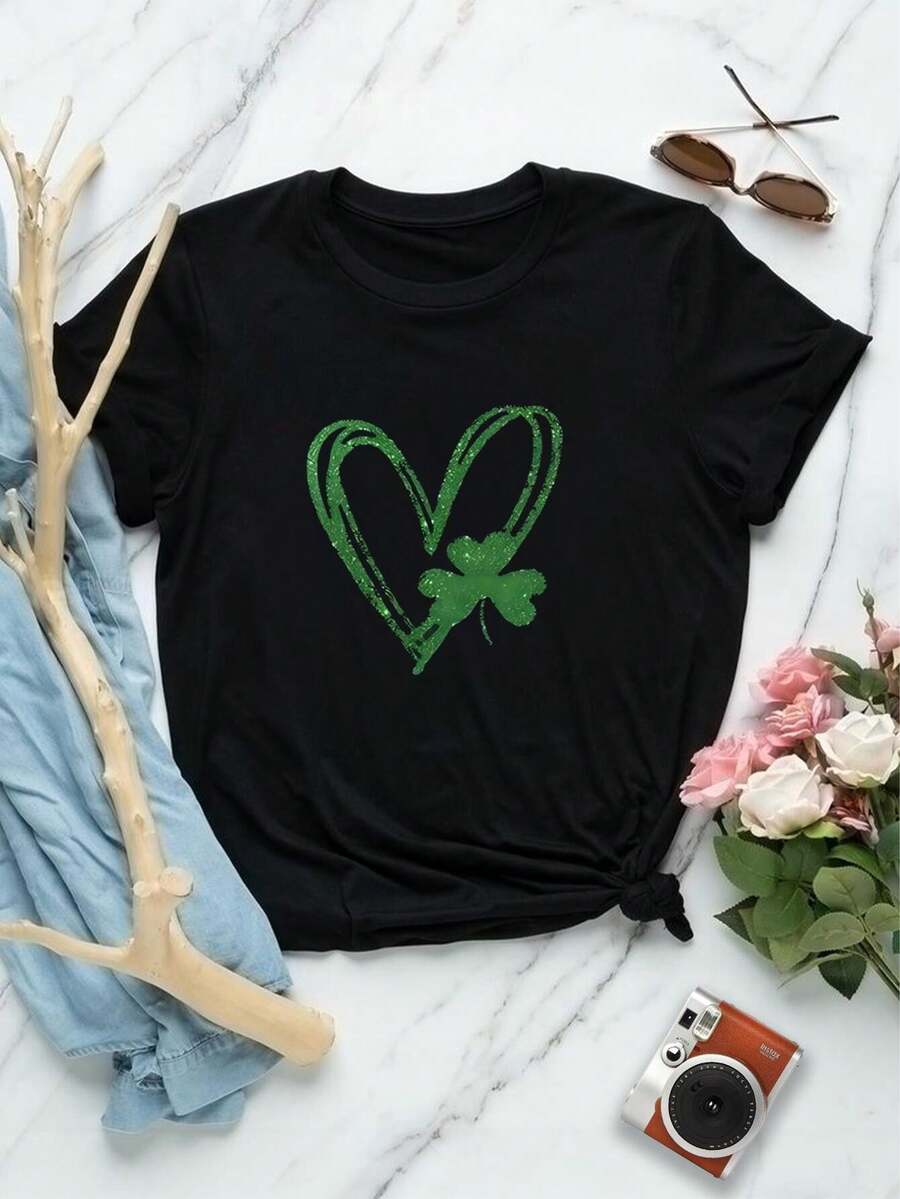 Camiseta de San Patricio para mujer con purpurina, corazón y trébol, camiseta negra de manga corta, camiseta informal para festivales irlandeses, camiseta gráfica con diseño de buena suerte para mujeres y niñas - Negro - Ver 1