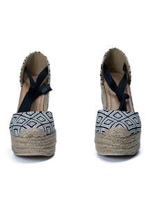Women Platforms & Wedge Sandals - Black and White - View 4