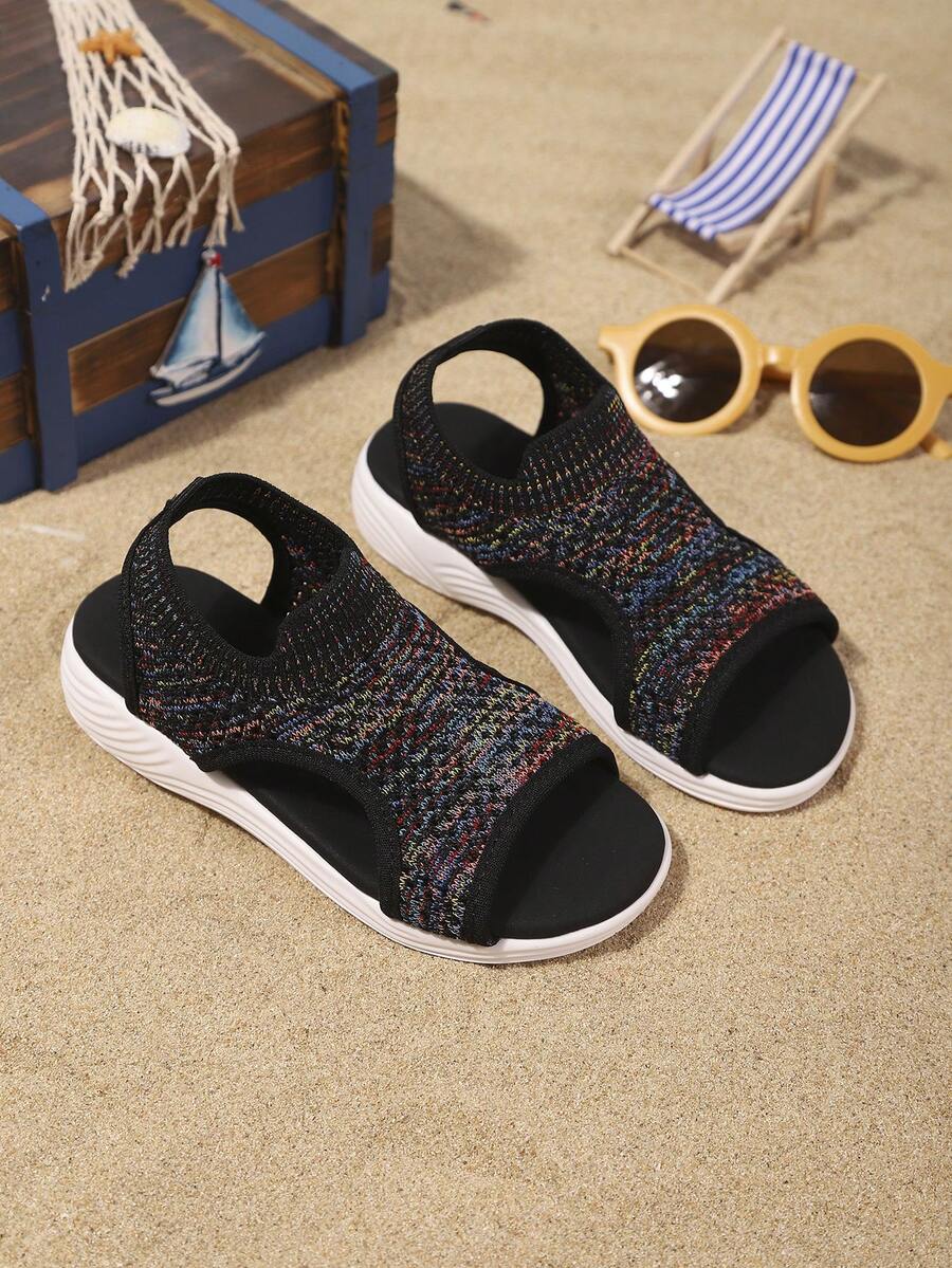 女童运动凉鞋夏季新款圆头编织一体式多色设计防滑时尚大方儿童平底沙滩凉鞋